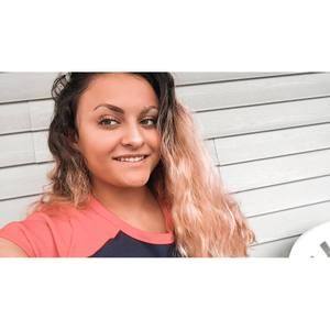 Meet your Posher, Deanna